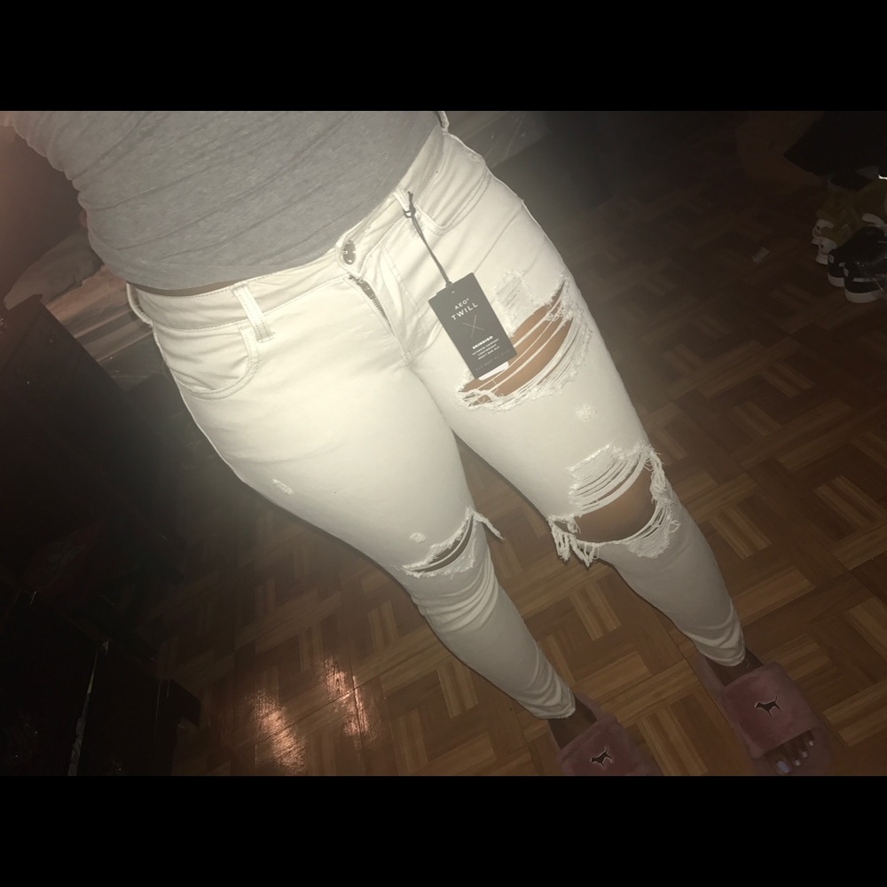 Tan Distressed American Eagle Jeans